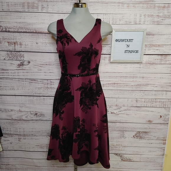 Maurice's Floral Fit & Flare Dress Size S - Picture 10 of 15